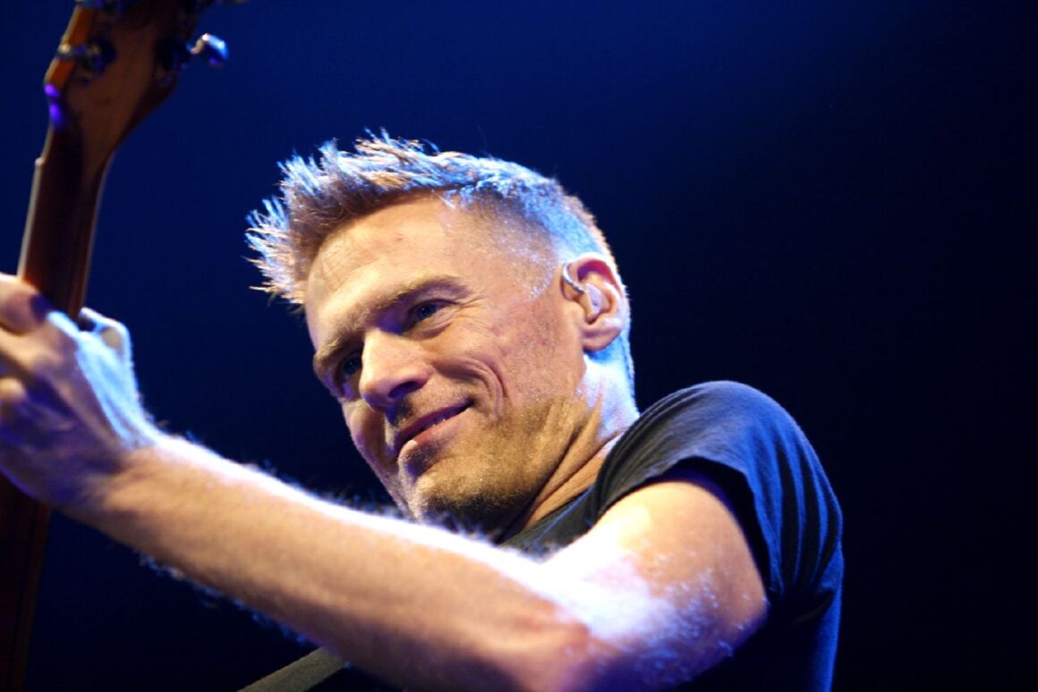 Bryan Adams performing in Hamburg