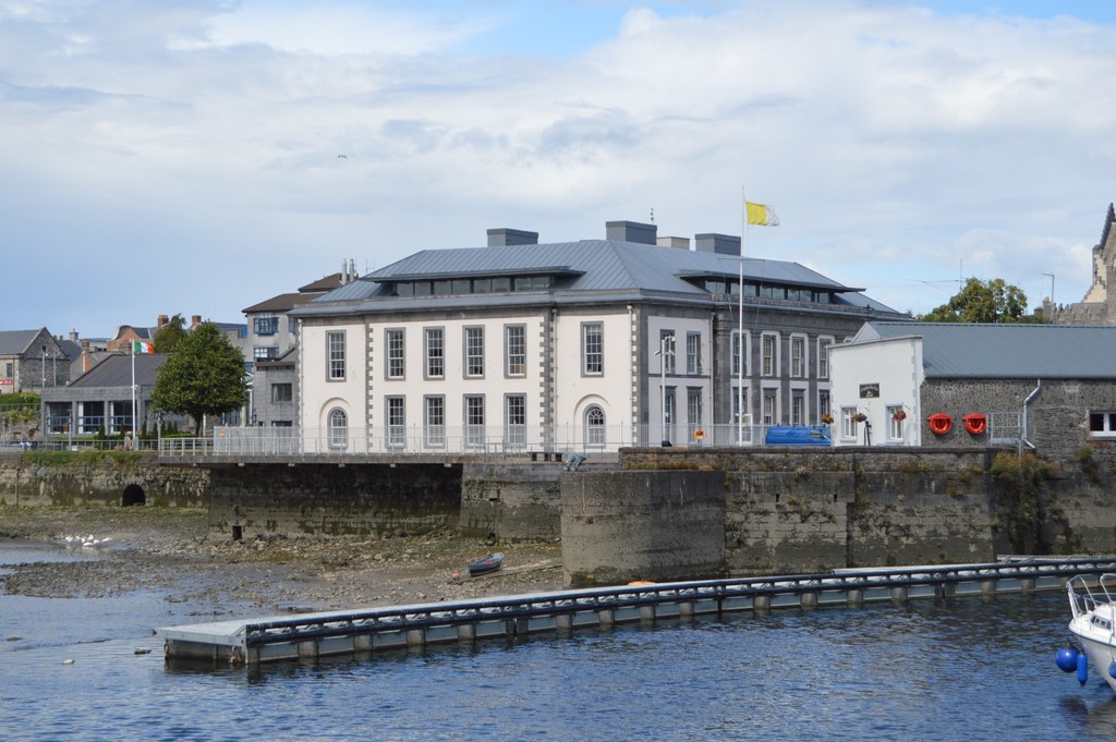 Limerick Courts - geograph.org.uk - 6412584 Limerick courthouse exterior