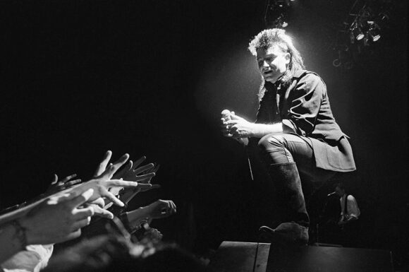 u2-2027-tour-dates U2 performing on Unforgettable Fire Tour in Drammen on Jan 23 1985 (2)